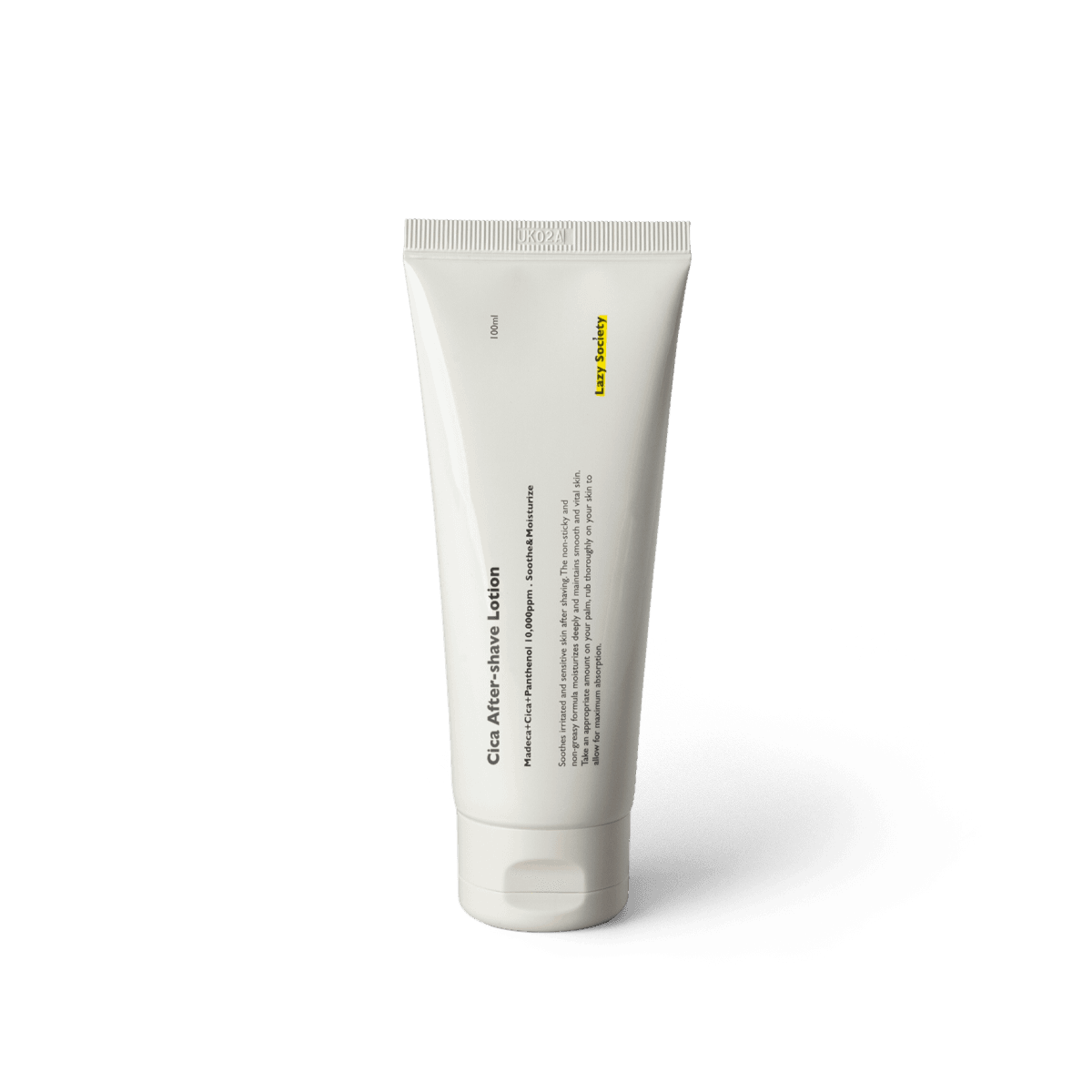 LAZY SOCIETY Cica Aftershave Lotion 100ml en tube blanc, fond noir, marque Lazy Society visible, soin après-rasage.
