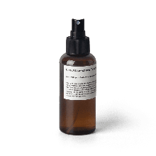 LAZY SOCIETY Cica Aftershave Toner Spray 120ml sur fond sombre, flacon spray de la marque Lazy Society