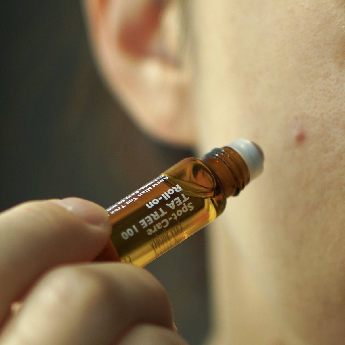 LAZY SOCIETY Spot Care Tea Tree 100 Roll on 5.5ml