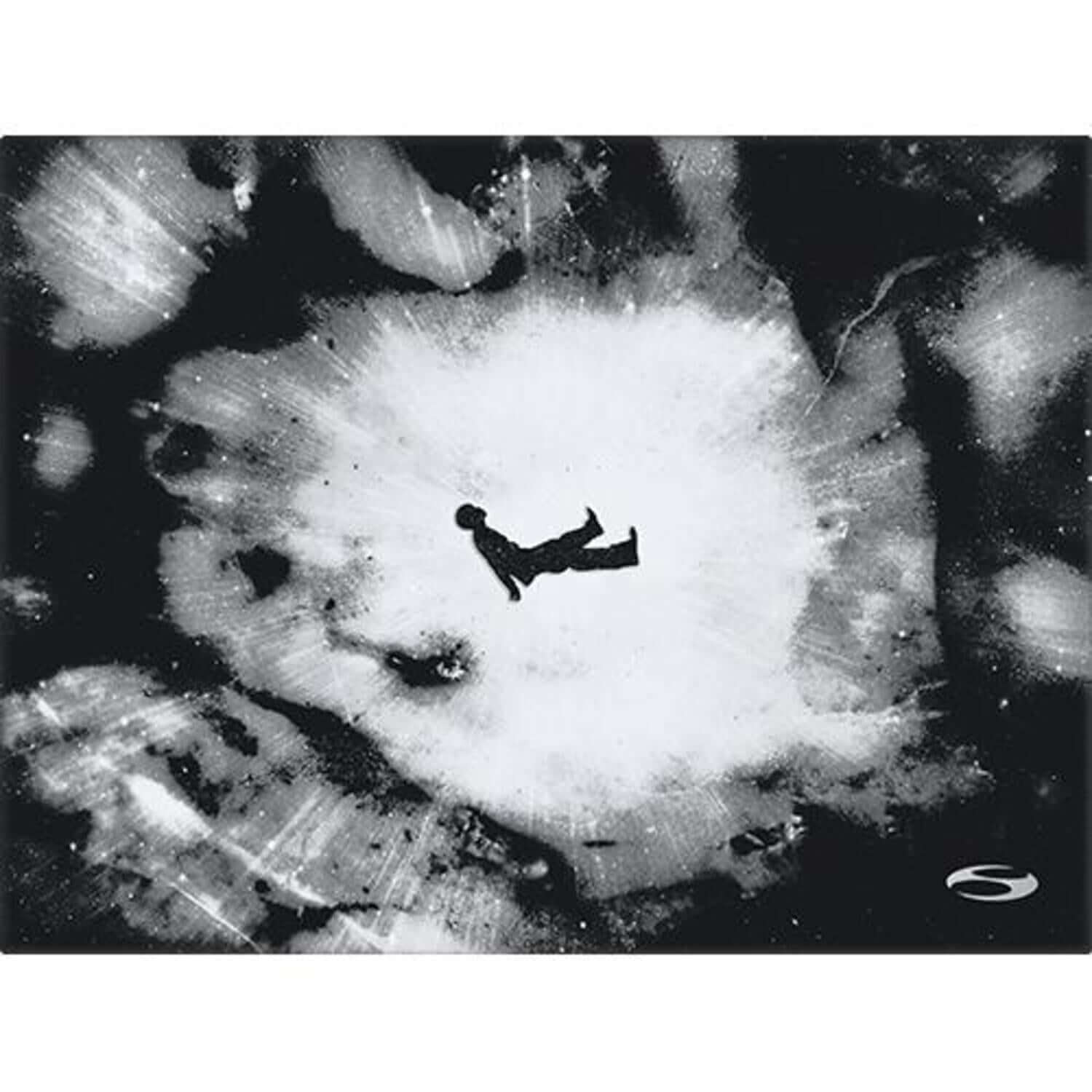 LEE CHANHYUK - 1st SOLO ALBUM [ERROR] - Album Kpop : cover noire avec silhouette en plein effet splash d’encre.