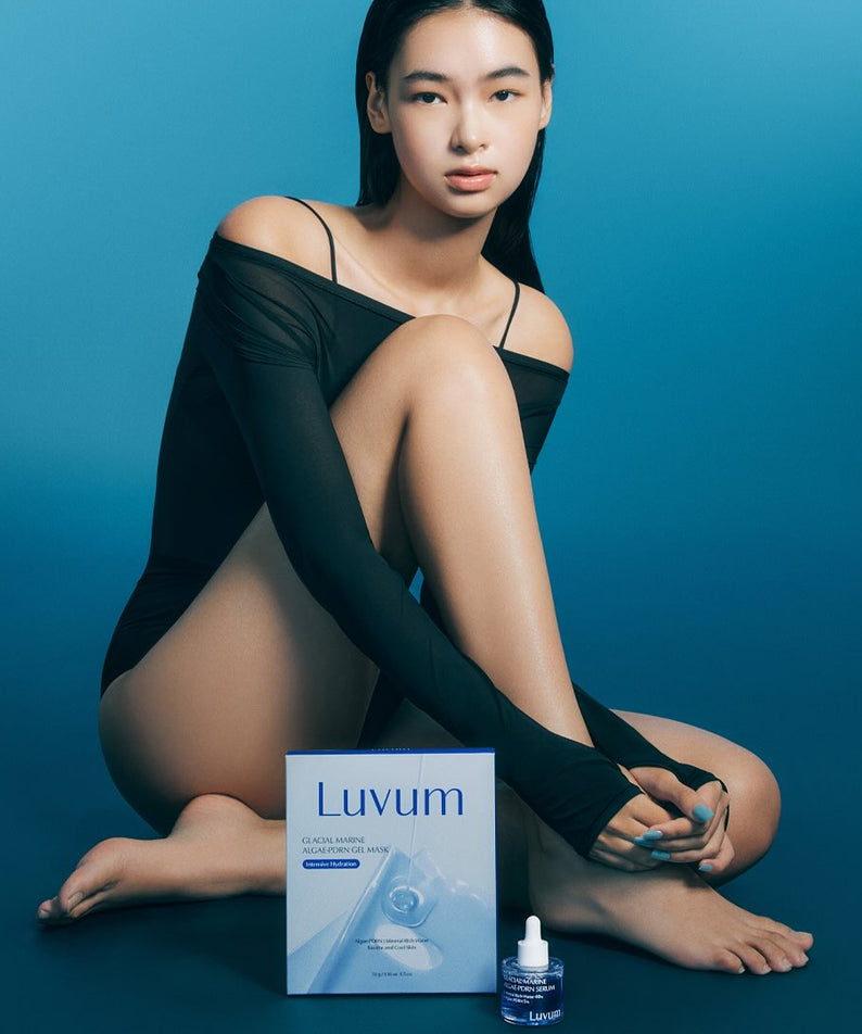 LUVUM Glacial Maarine Aigae-PDRN Gel Mask 5 Sheets, marque Luvum, masque gel sur fond bleu avec modèle