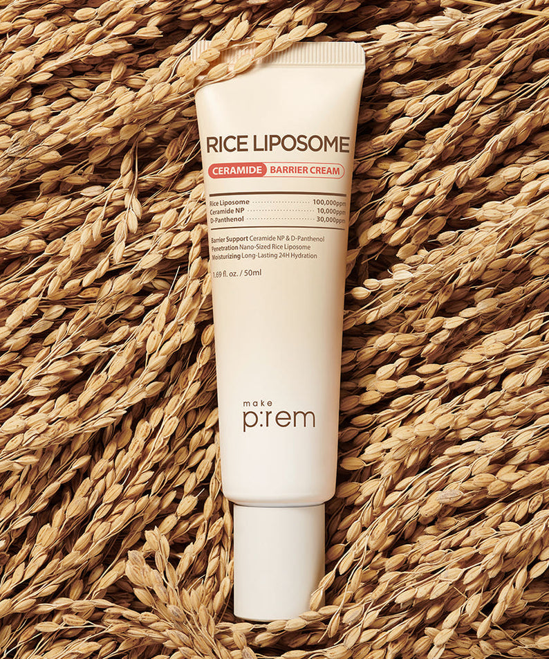MAKE P:REM Rice Liposome Ceramide Barrier Cream 50ml de MAKE P:REM, sur un fond de grains de riz en photo produit.