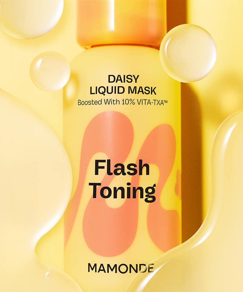MAMONDE Flash Toning Daisy Liquid Mask 80ml, bouteille et gouttes sur fond jaune, ambiance skincare