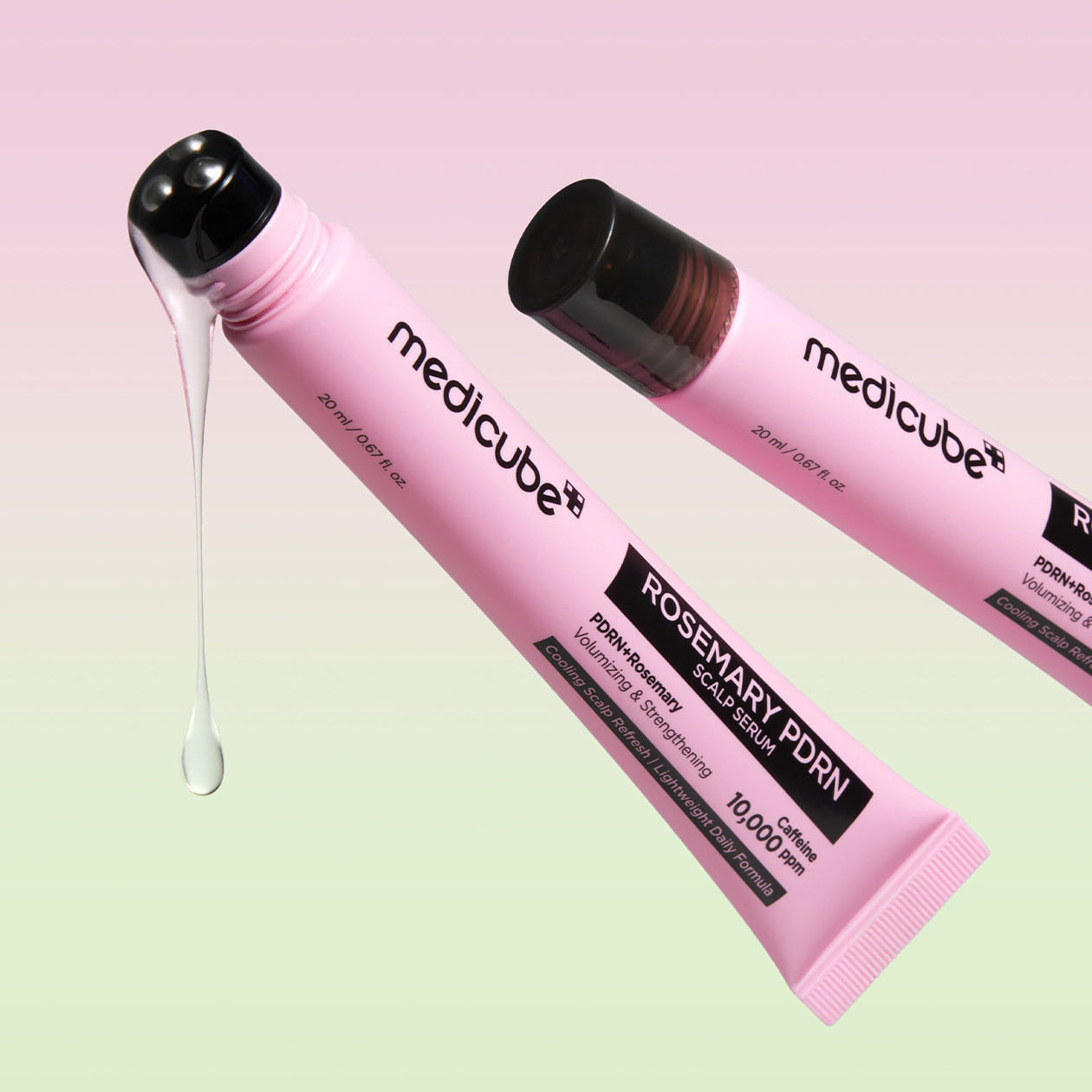 MEDICUBE Rosemary PDRN Scalp Ampoule 20ml, tubes rose de la marque, goutte de sérum sur fond pastel, visuel produit
