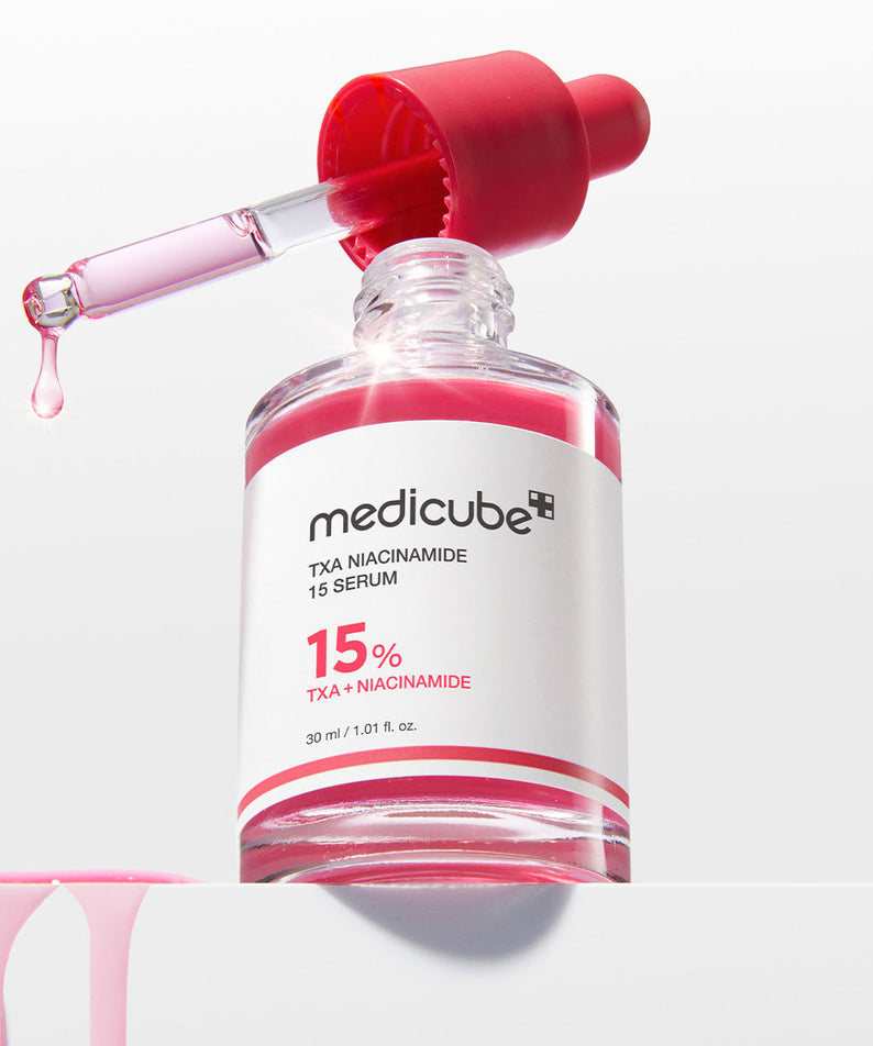MEDICUBE TXA Trace Toning Serum 30ml avec compte-gouttes rose, sérum de tonification visage, soin de la peau, bouteille de 30 ml.