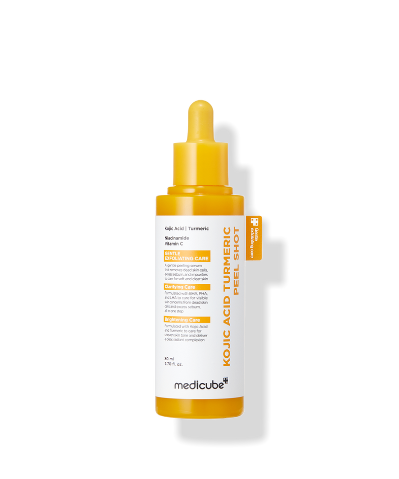 Flacon de MEDICUBE Kojic Acid Turmeric Peel Shot 80ml, soin exfoliant pour une peau radieuse et éclatante.