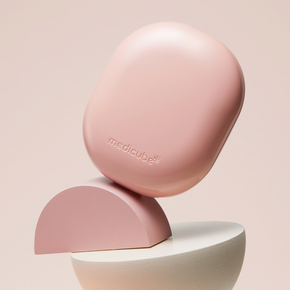 MEDICUBE Pro Glutathione Glow Cushion