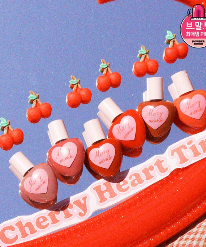 MERRY MONDE Mini Heart Tint, maquillage en forme de cœurs sur fond bleu, marque et contexte visuel créatifs.