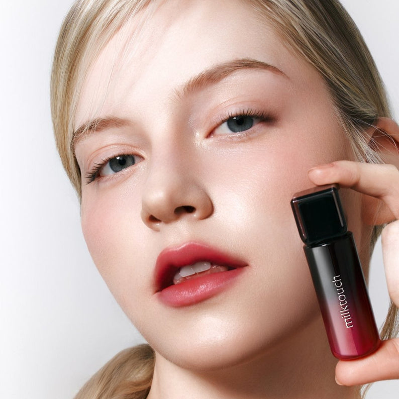 MILK TOUCH Black Peel-Off Lip Tattoo