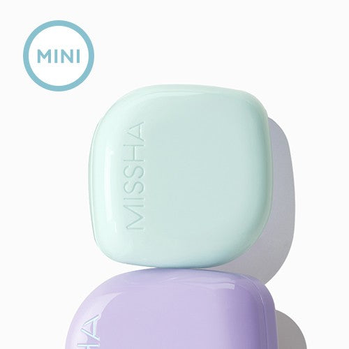 MISSHA  Layering Fit Fine Phytomucin Serum Cushion Mini, coffret mini bleu ciel sur fond clair, vue produit