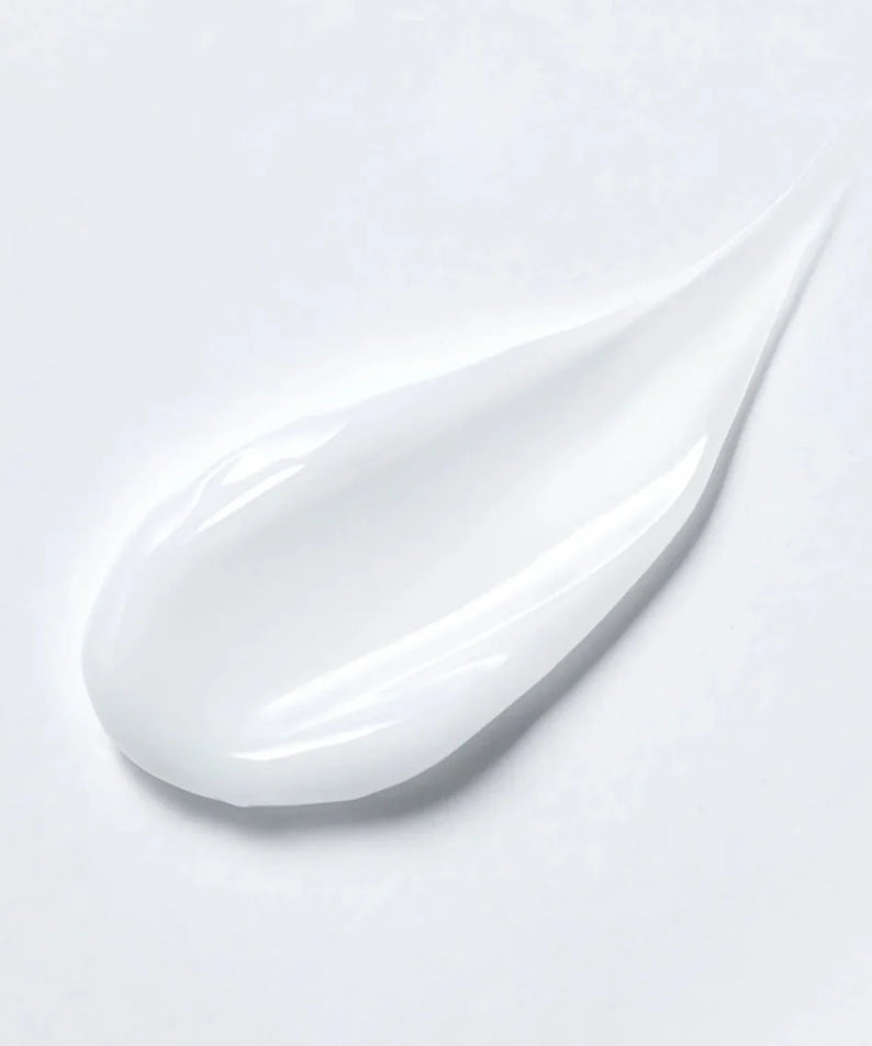 Texture du gel-crème de MISSHA Super Aqua Ultra Hyalon Gel Cream 70ml, hydratation intense pour la peau, 70ml en pot élégant.