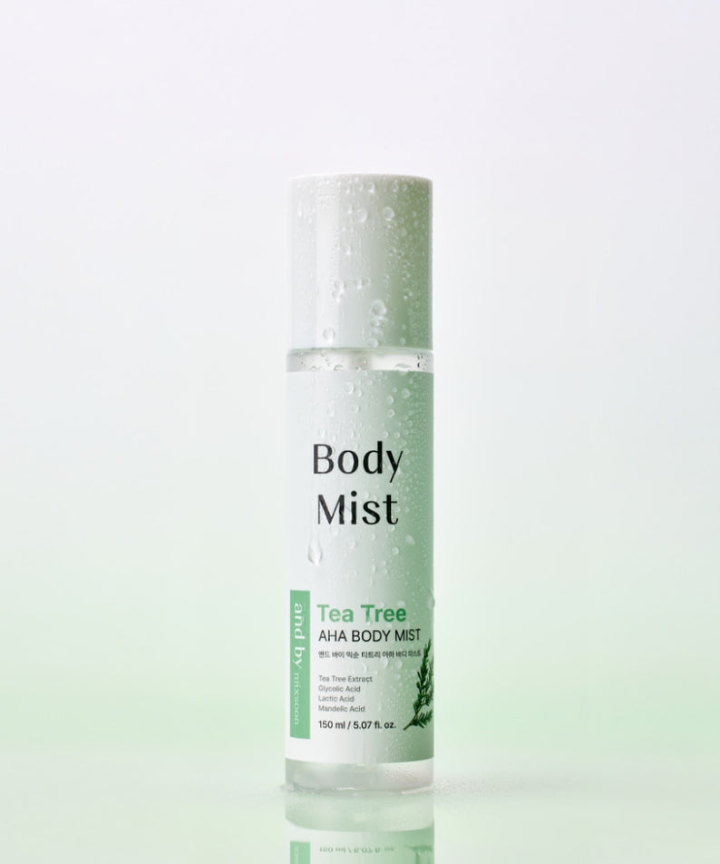 MIXSOON Tea Tree AHA Body Mist 150ml, bouteille verte sur fond clair, visuel produit en studio