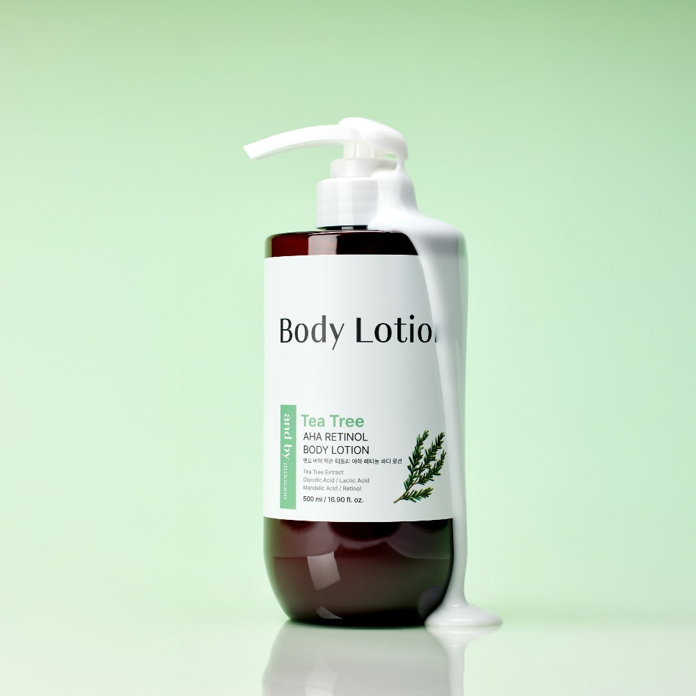 MIXSOON Tea Tree AHA Retinol Body Lotion 500ml, lotion pour le corps, flacon pompe sur fond vert clair.