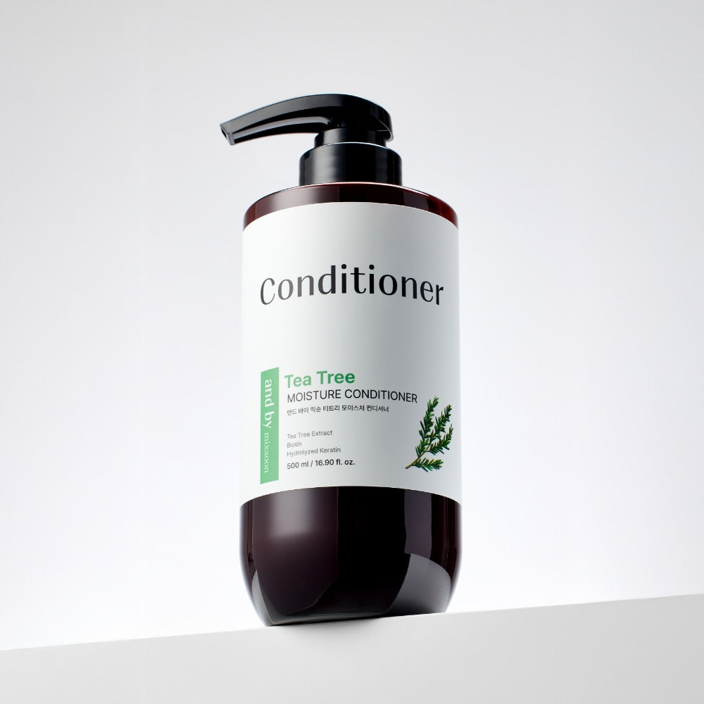 MIXSOON Tea Tree Moisture Conditioner 500ml, bouteille de conditionneur à la menthe arômes tea tree sur fond blanc