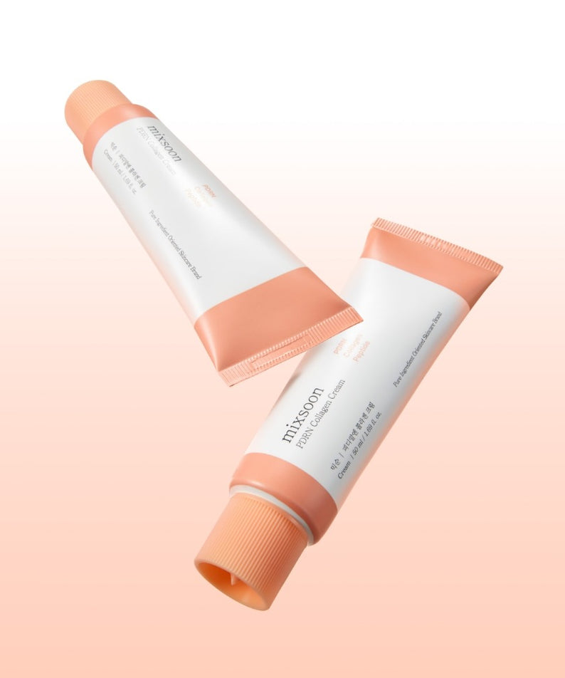 Crème MIXSOON PDRN Collagen 50ml en tubes, soin de peau régénérant et hydratant présenté sur fond dégradé pêche.