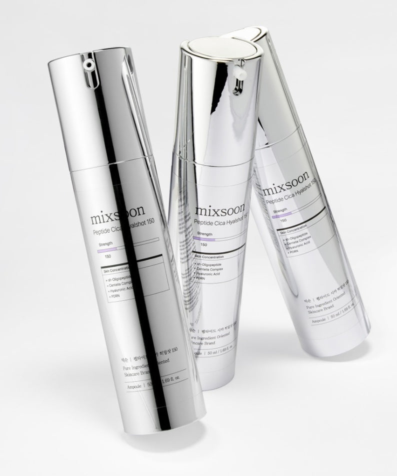 Trois flacons de MIXSOON Peptide Cica Hyal Shot 150 50ml brillants sur fond blanc.