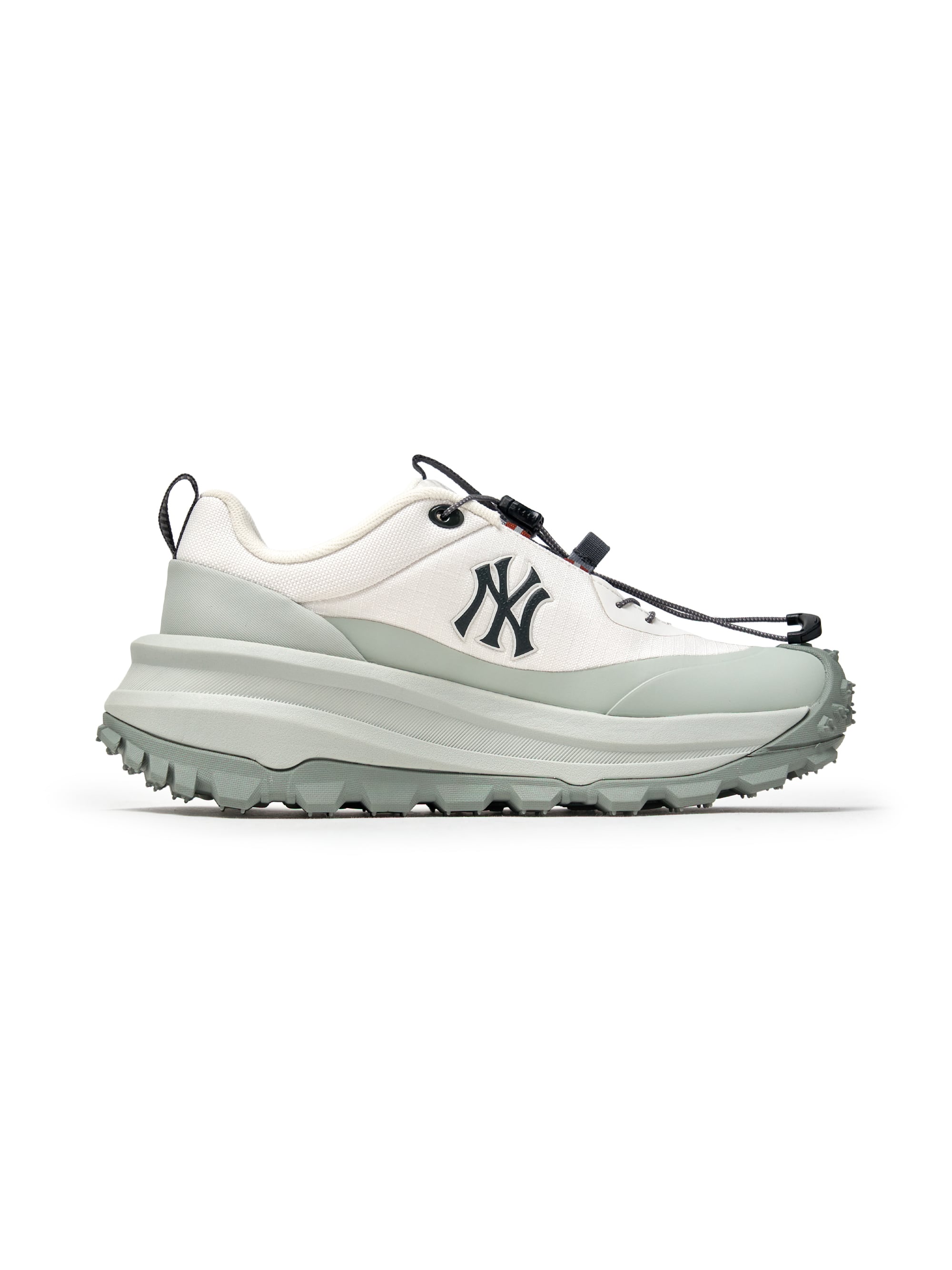 MLB Bump Chunky New York Yankees MINT : basket blanche et vert menthe, logo NY, vue latérale sur fond blanc.