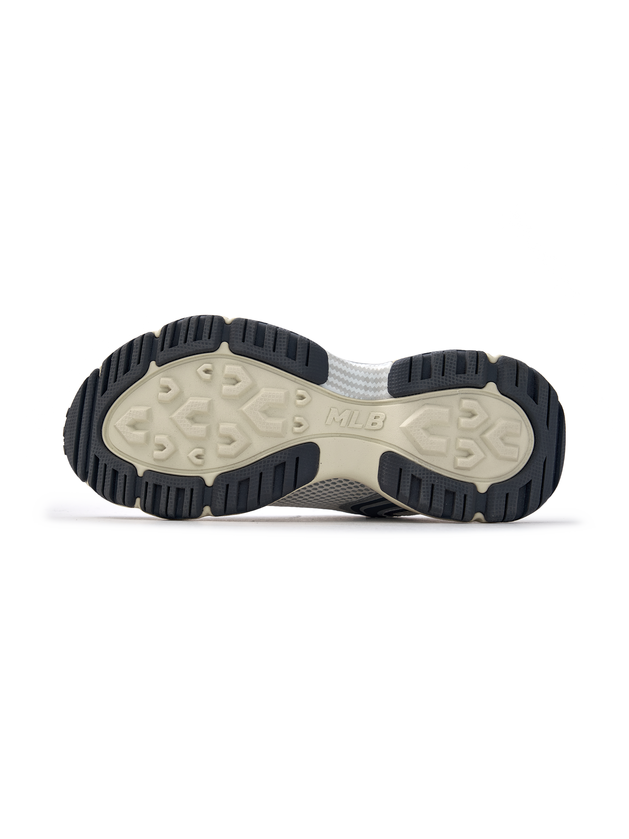 MLB Cargo Chunky New York Yankees DARK GRAY, baskets chunky grises de la MLB, semelle robuste sur fond blanc.