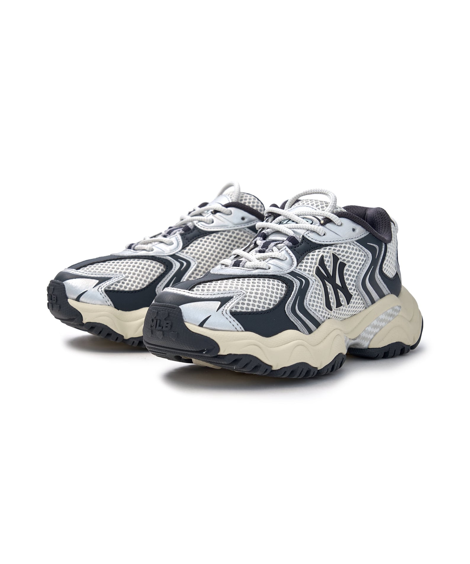 MLB Cargo Chunky New York Yankees DARK GRAY : baskets cargo de marque MLB, Yankees, coloris gris foncé, vue studio.