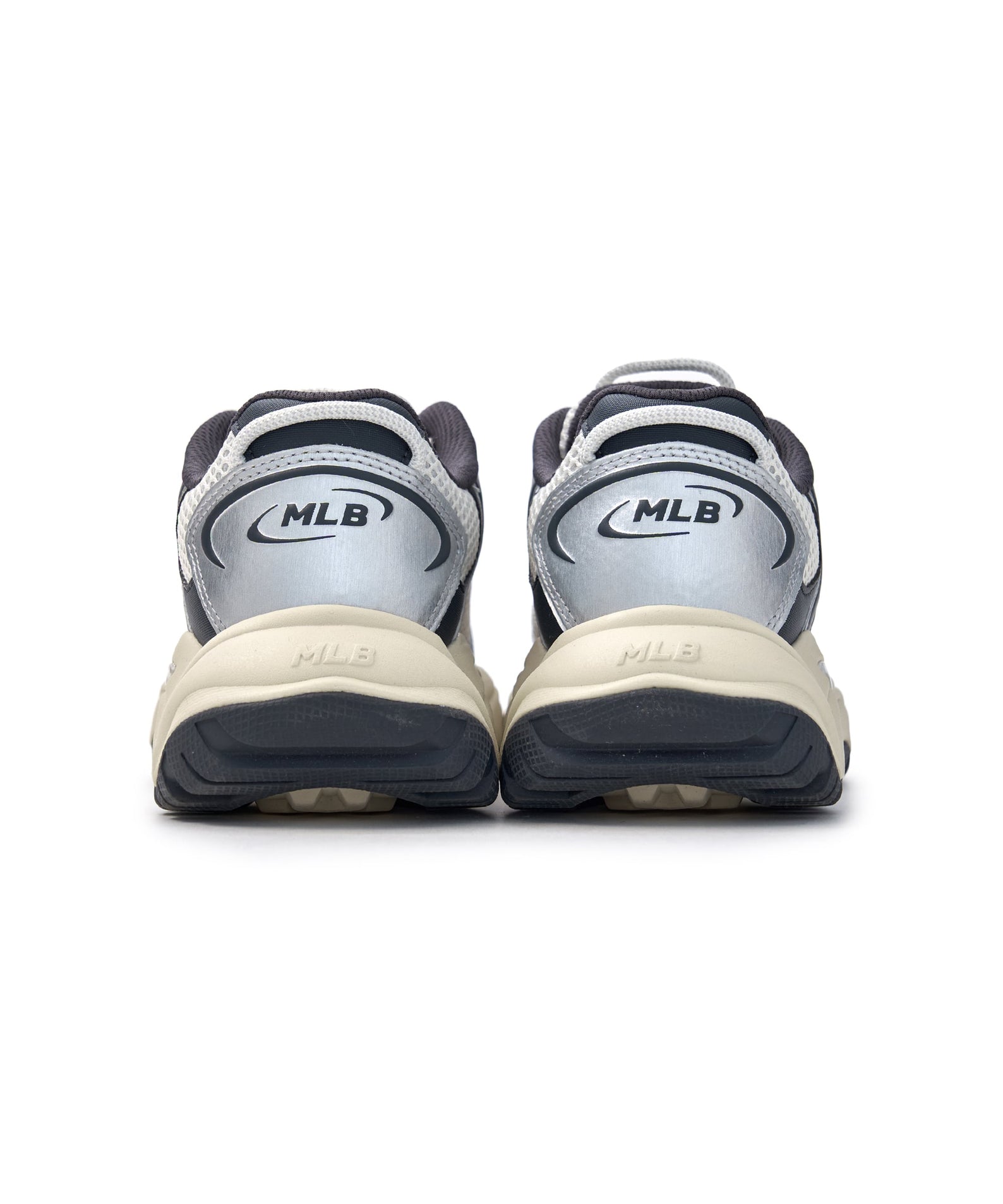 MLB Cargo Chunky New York Yankees DARK GRAY, chaussures MLB cargo style chunky, vues arrière sur fond blanc.