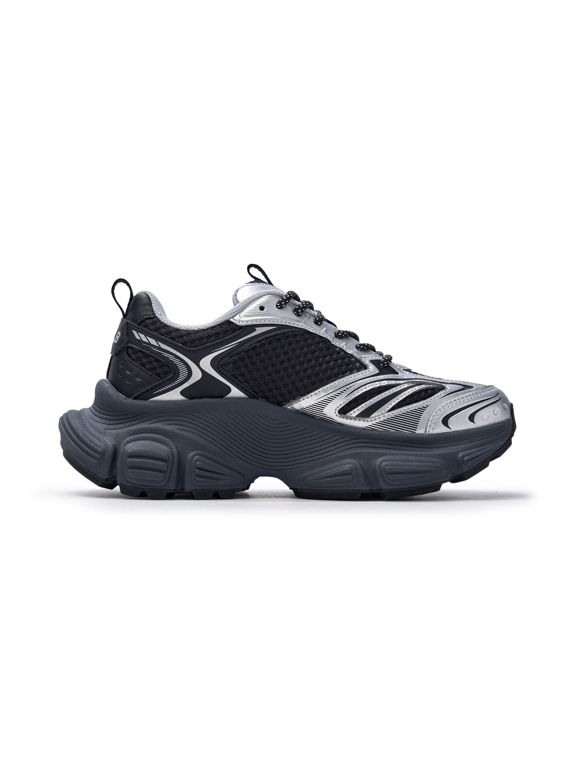 MLB Winner Chunky New York Yankees BLACK : sneaker chunky noire et grise, logo Yankees, vue studio sur fond blanc.