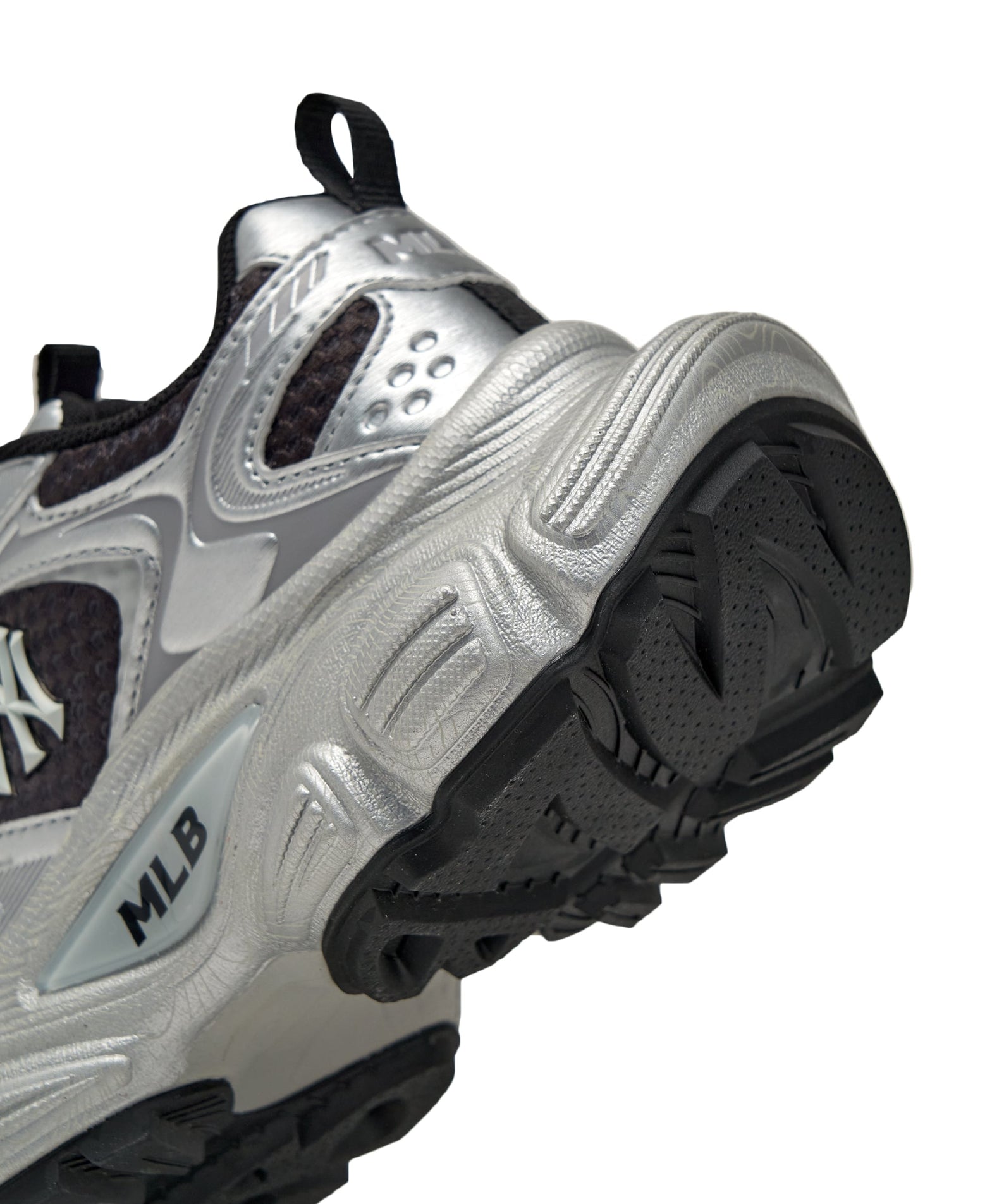 MLB Winner Chunky SV New York Yankees SILVER, chaussures MLB argentées, gros plan semelle, style chunky New York Yankees