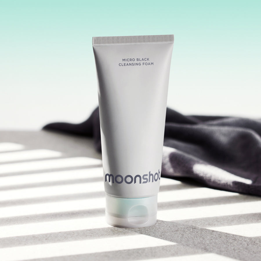 MOONSHOT Micro Black Cleansing Foam