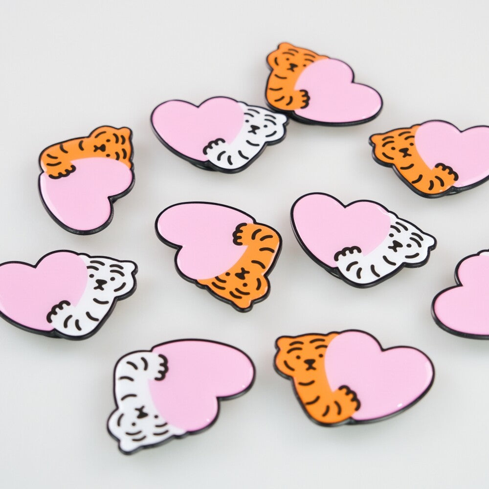 MUZIK TIGER Love Tiger Smart Tok disponible sur Ma petite Coree, ton Eshop 100% K-beauty en direct de Seoul