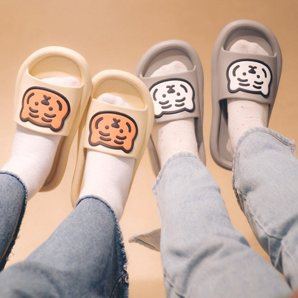MUZIK TIGER Tube Slippers disponible sur Ma petite Coree, ton Eshop 100% K-beauty en direct de Seoul