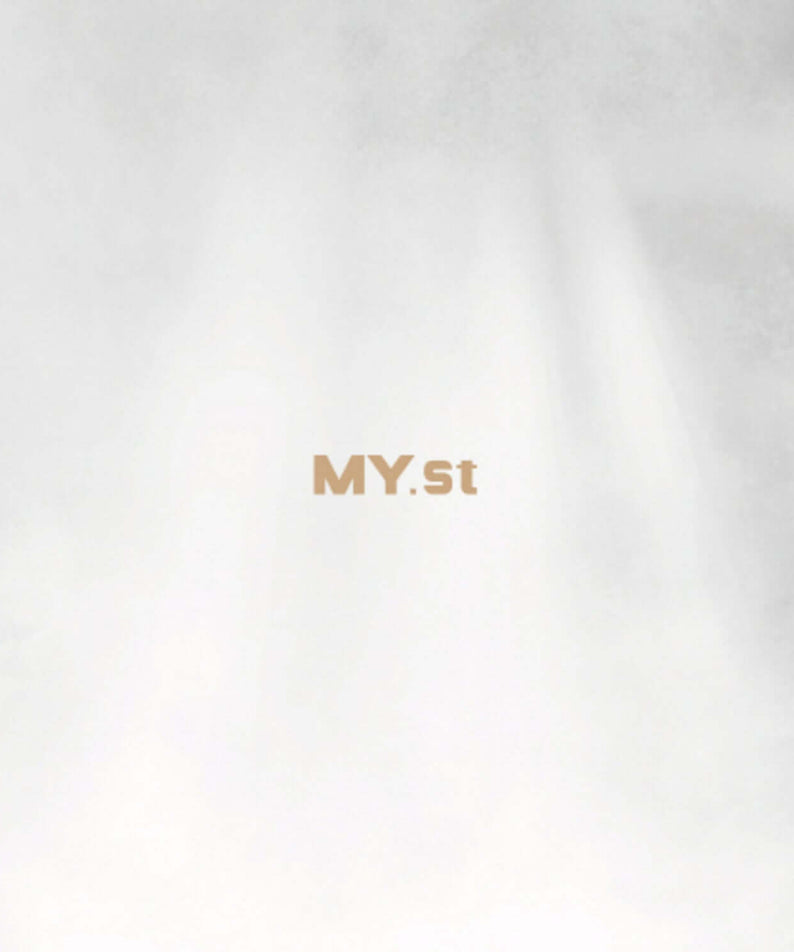 MY.ST - [THE GLOW : Eden] - Album Kpop MY.St, pochette lumineuse sur fond clair, style glow et ambiance Eden