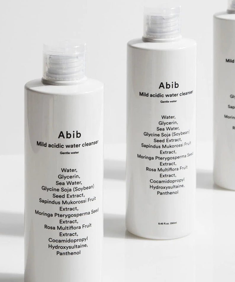 ABIB Mild Acidic Water Cleanser Gentle Water 250ml, flacons blancs Abib sur fond clair, contexte beauté et soin visage