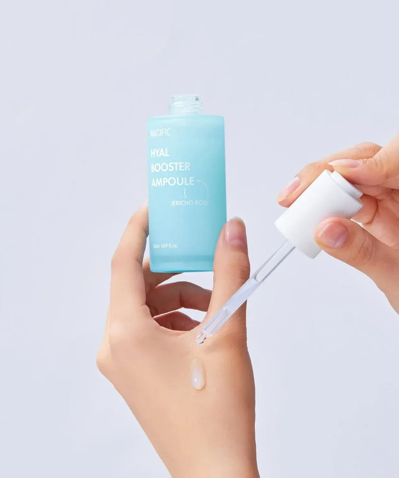 NACIFIC Hyal Booster Ampoule 50ml, marque NACIFIC : ampoule et texture appliquée au compte-gouttes sur fond clair.