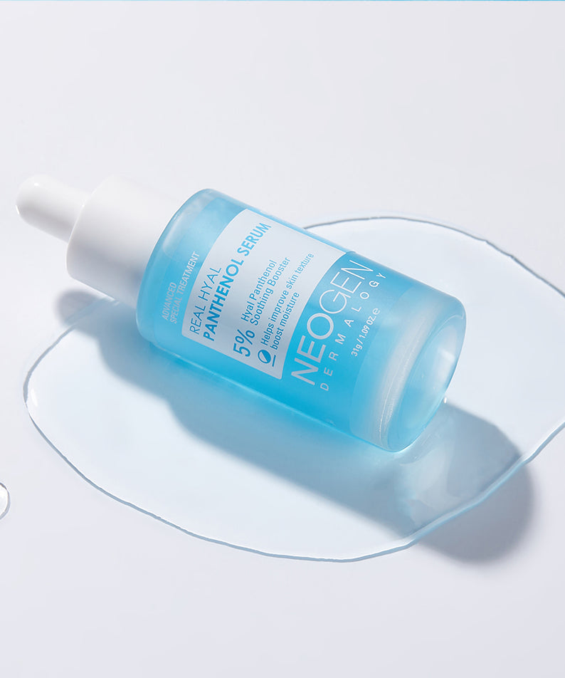 Sérum NEOGEN Real Hya Panthenol 30ml sur fond blanc, soin de la peau hydratant et apaisant.