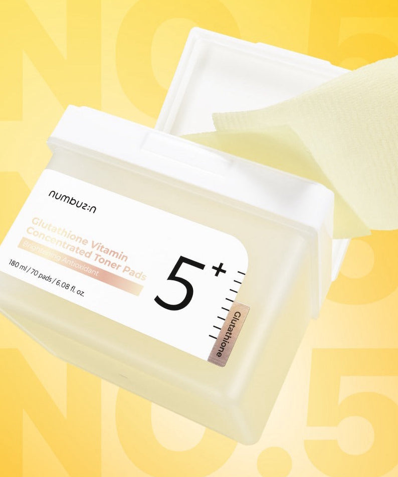 NUMBUZIN Glutathione C Trace Film Pad 70 Pads de NUMBUZIN, packs de film sur fond jaune, visuel produit