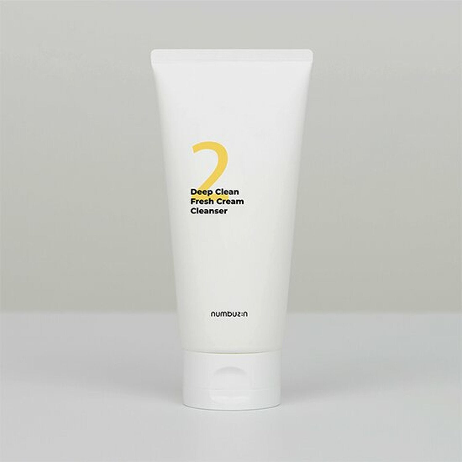 NUMBUZIN No.2 Deep Clean Cream Cleansing Foam 120ml, tube crème nettoyante NUMBUZIN sur fond clair, visuel produit