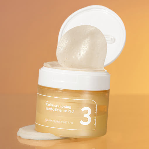 NUMBUZIN No.3 Radiance Glowing Jumbo Essence Pad disponible sur Ma petite Coree, ton Eshop 100% K-beauty en direct de Seoul