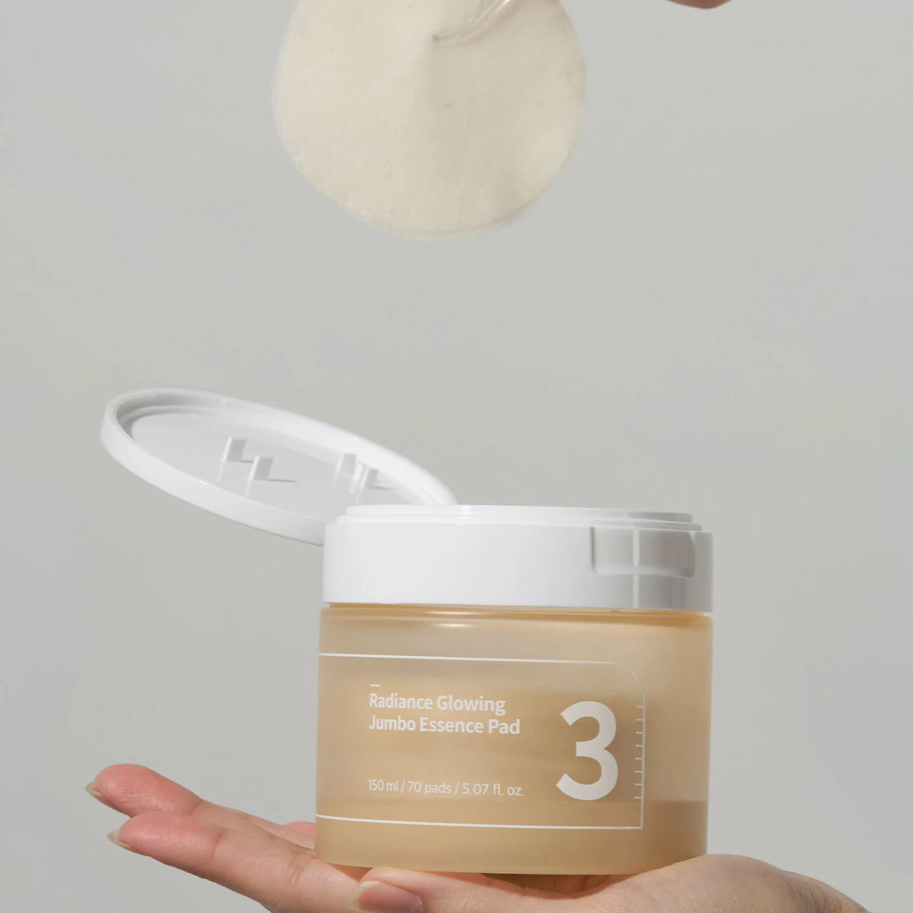 NUMBUZIN No.3 Radiance Glowing Jumbo Essence Pad disponible sur Ma petite Coree, ton Eshop 100% K-beauty en direct de Seoul