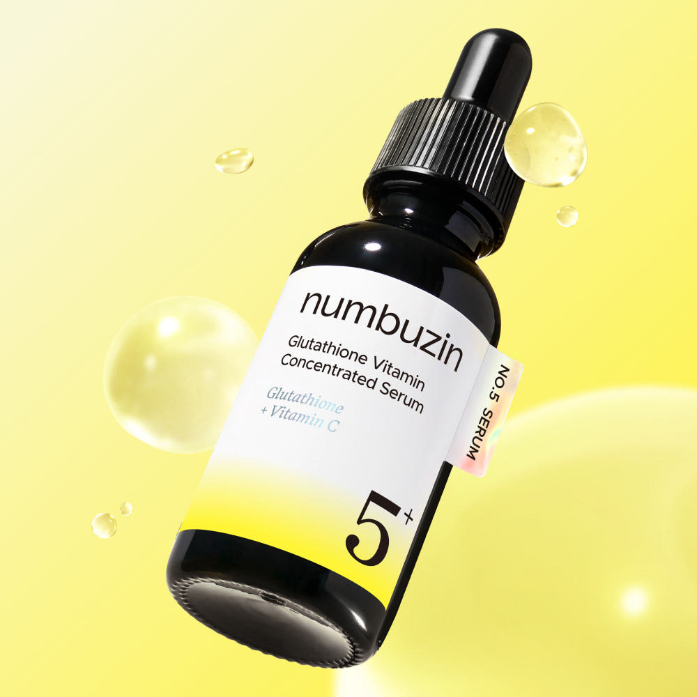 NUMBUZIN No.5 Glutathione C Trace Ampoule 30ml de la marque NUMBUZIN, sérum en flacon noir sur fond jaune