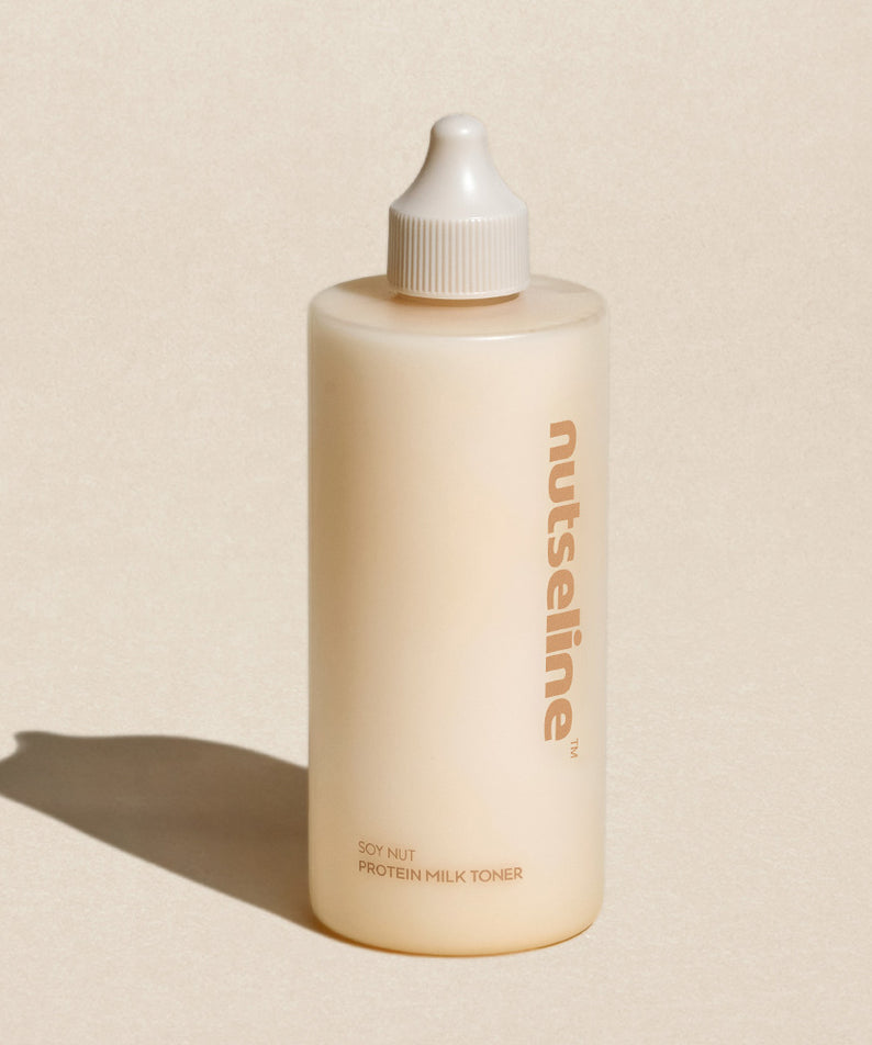 NUTSELINE Soy Nut Line 2 Types (cream/toner) de la marque NUTSELINE : flacon toner crème sur fond beige