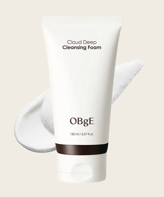 OBGE Cloud Deep Cleansing Foam 150ml de la marque OBGE, tube blanc sur fond clair avec mousse.