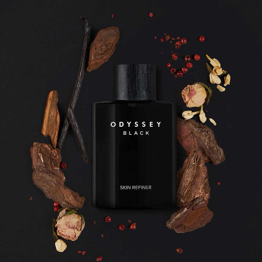 ODYSSEY Black Skin Refiner 130ml de la marque ODYSSEY Black, flacon noir sur fond sombre avec ingrédients