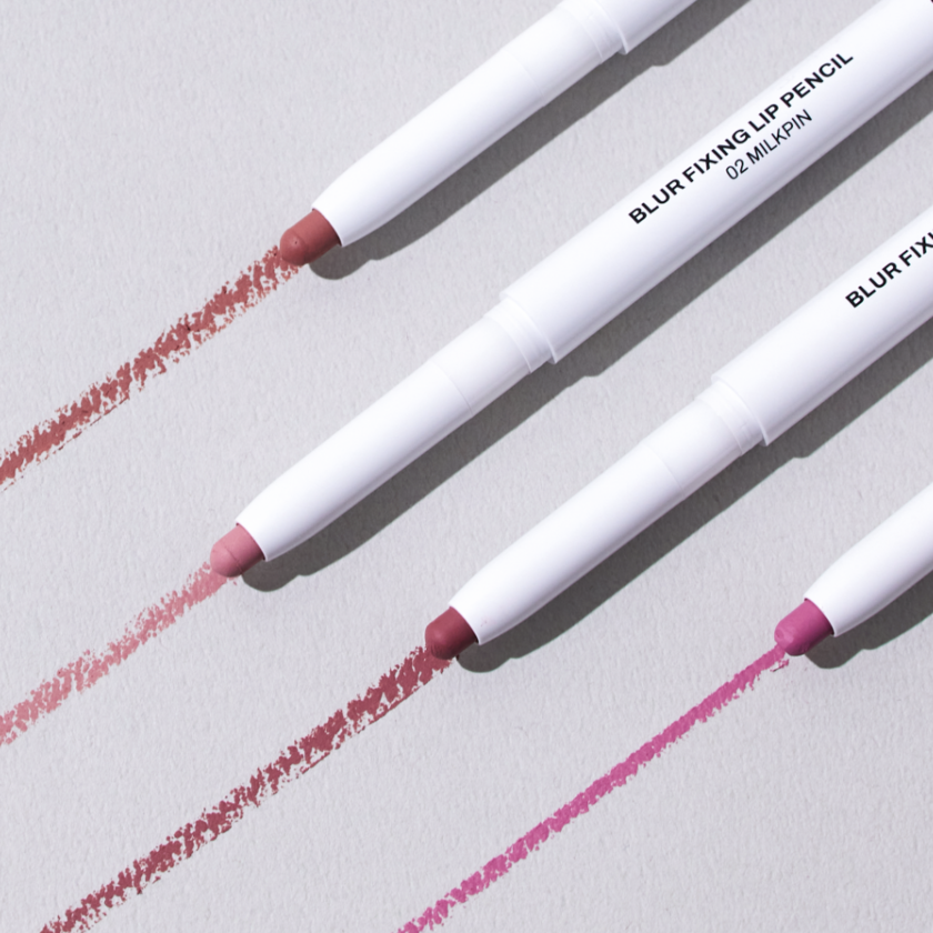 OIAD Blur Fixing Lip Pencil