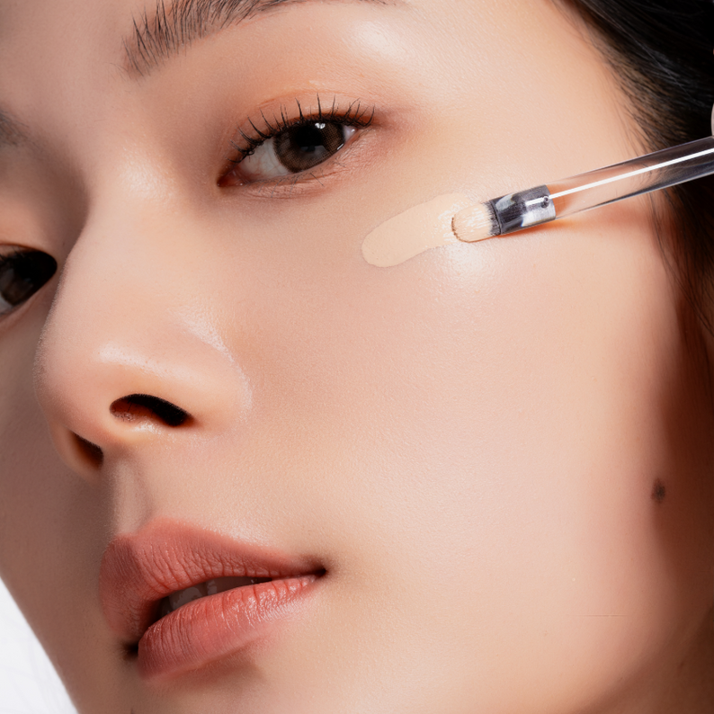 OIAD  Cover Perfecting Mirror Brushed Concealer