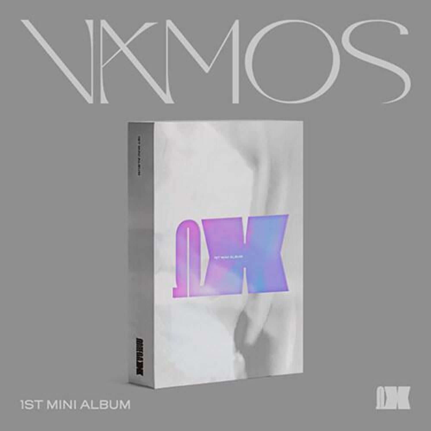 OMEGA X - 1ST [VAMOS](X Ver.) (Reissue) - Album Kpop : cover du 1ST VAMOS, visuel monochrome et typographie violet.