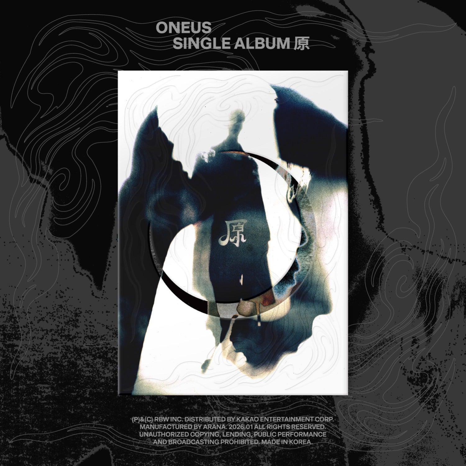 ONEUS - SINGLE ALBUM [原] - Album Kpop, visuel cover sombre avec silhouettes et typographie, album ONEUS sur fond noir.