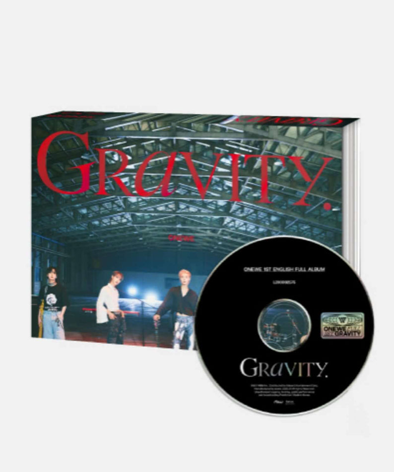 ONEWE - 1ST ENGLISH FULL ALBUM [GRAVITY] - Album Kpop, visuel Gravity avec CD et pochette, groupe ONEWE sur scène