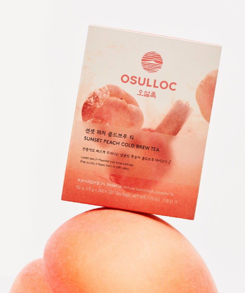 OSULLOC Sunset Peach Cold Brew Tea 20 P : sachet rose pêche sur fond clair, marque OSULLOC, ambiance coucher de soleil.