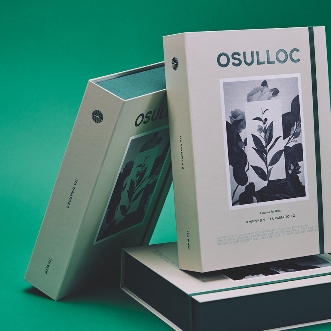 OSULLOC Tea Variation O 6 types, coffrets de thés OSULLOC sur fond vert, visuel produit en studio
