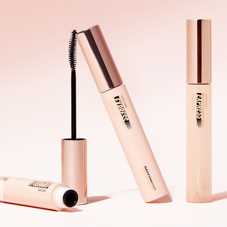 PASSION CAT Mascara Express Curl-Up disponible sur Ma petite Coree, ton Eshop 100% K-beauty en direct de Seoul
