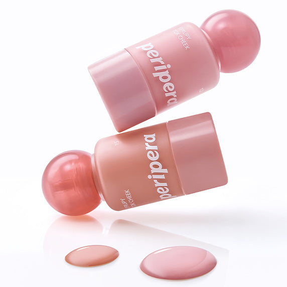 PERIPERA Syruppy Tok Cheek de la marque PERIPERA, tube blush rose sur fond blanc, rendu maquillage.